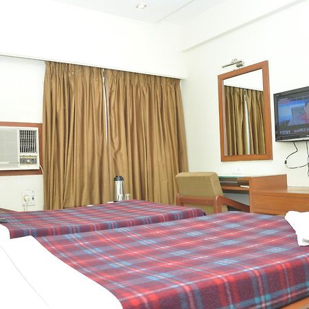 Hotel Pavani Residency Nellore Bagian luar foto